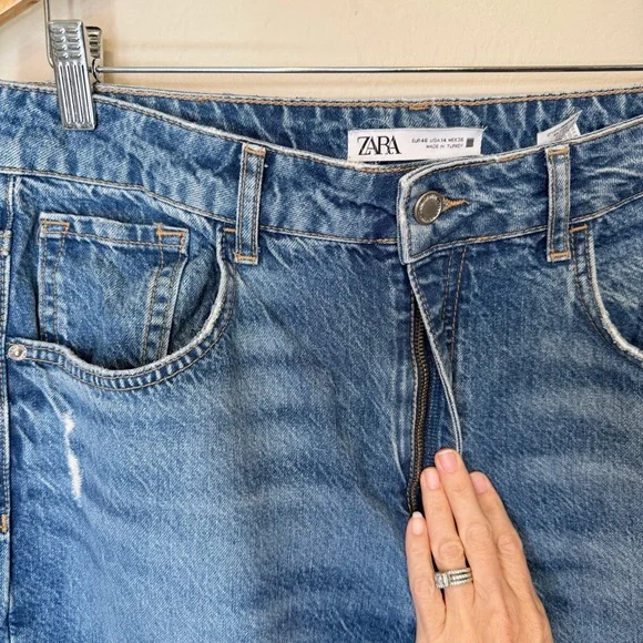 ZARA | Mid-Plus Size High Rise Factory Distressed Straight Relaxed Jeans - Picture 7 of 13